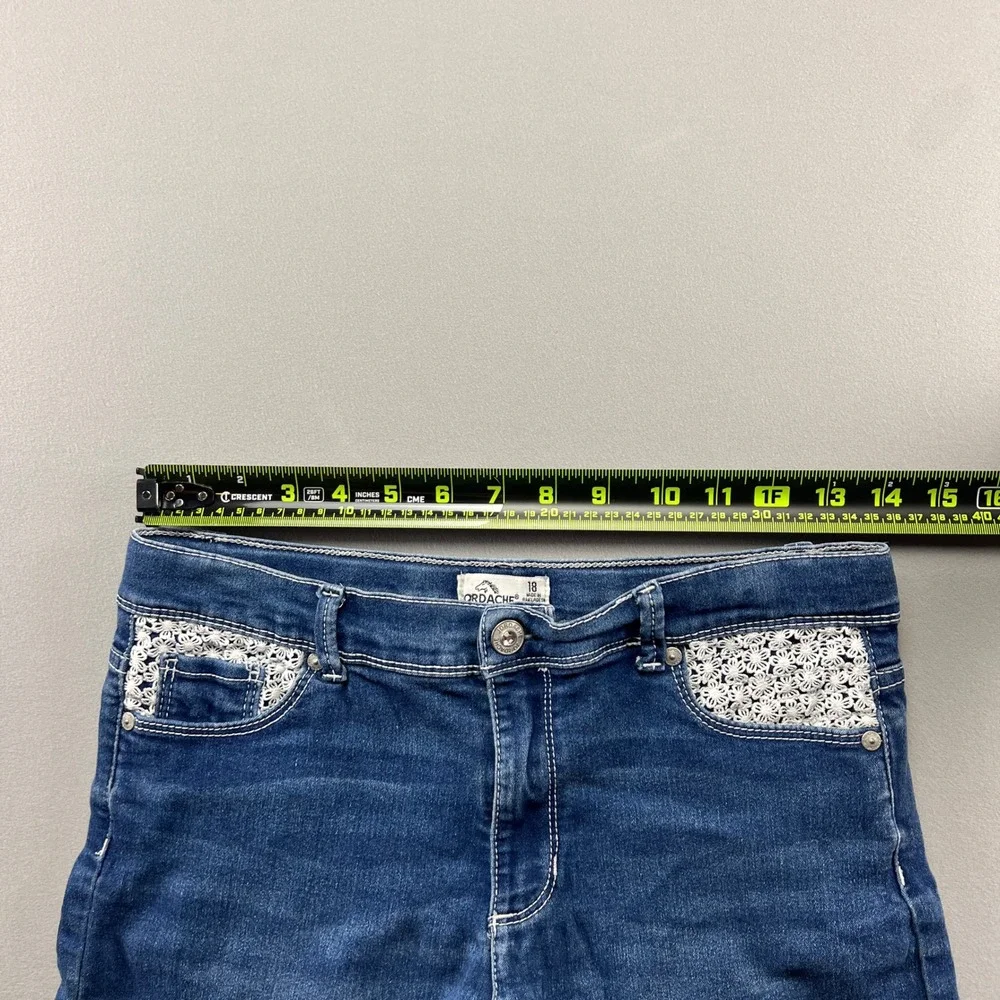 Jordache Shorts Girls 18 Blue Denim Cotton Stretch Boho Lace Trim Medium Wash